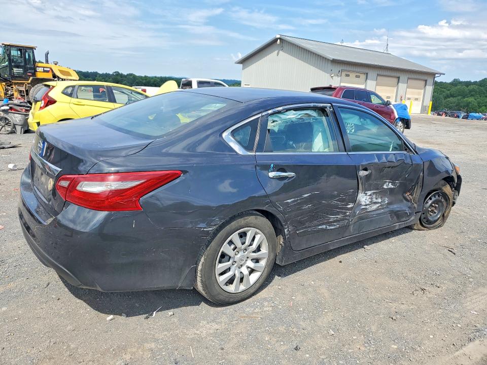 2018 Nissan Altima მანქანა იყიდება აუქციონზე, vin: 1N4AL3AP9JC226553, აუქციონის ნომერი: 58528376