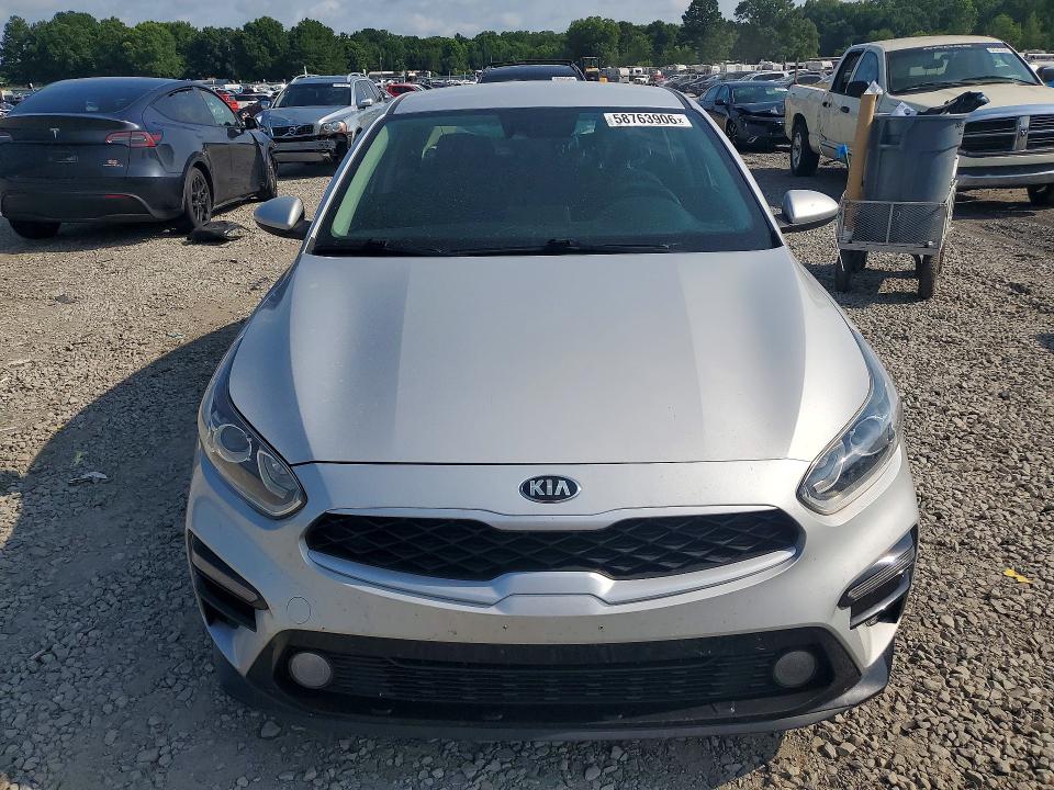 58763906 :رقم المزاد ، 3KPF24AD7ME339414 vin ، 2021 Kia Forte مزاد بيع