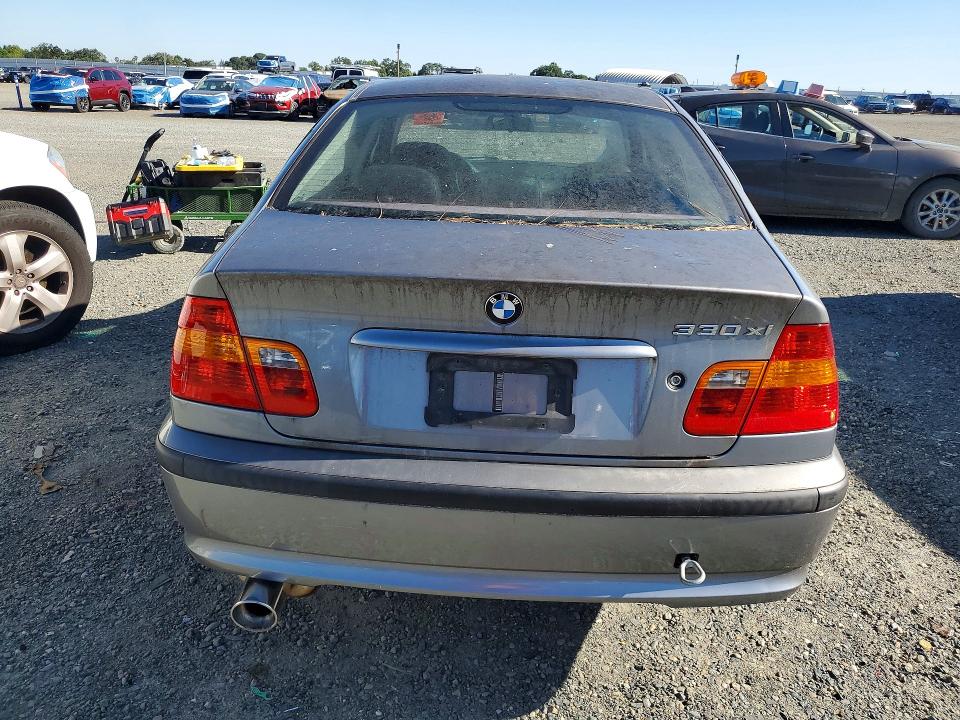 2005 Bmw 330 მანქანა იყიდება აუქციონზე, vin: WBAEW53435PN37117, აუქციონის ნომერი: 54814616