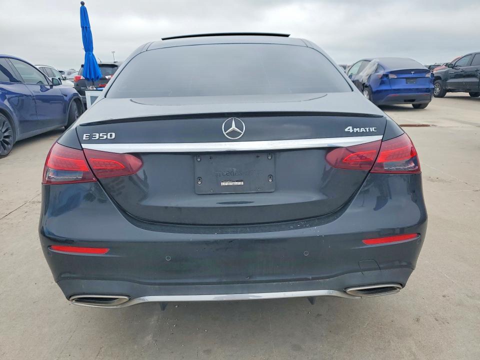 57632146 :رقم المزاد ، W1KZF8EB9MA891779 vin ، 2021 Mercedes-benz E مزاد بيع