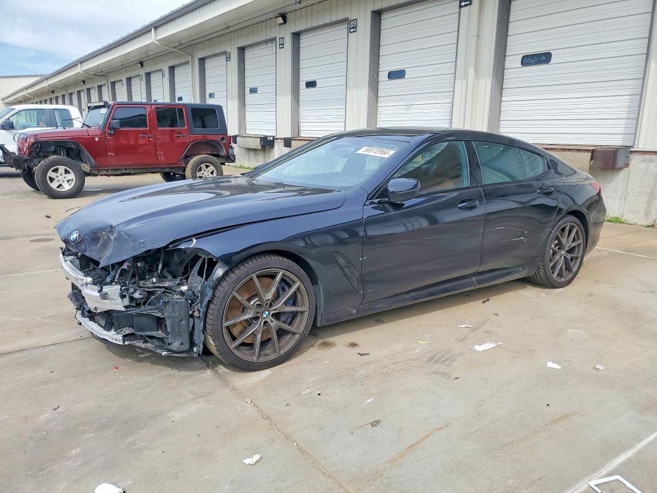 56970966 :رقم المزاد ، WBAGV8C03NCK22206 vin ، 2022 Bmw M850xi مزاد بيع