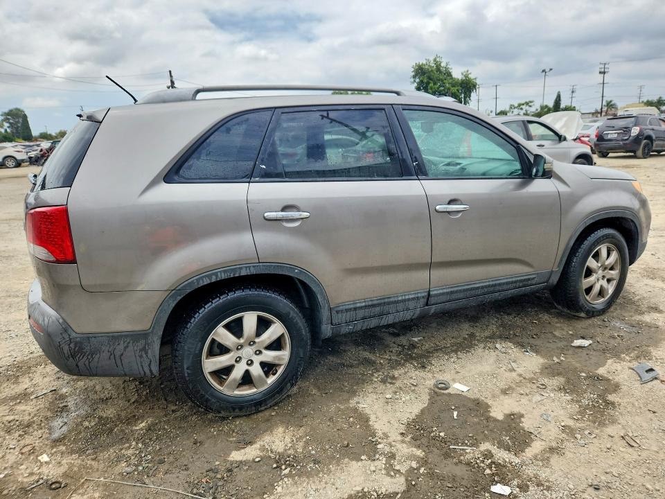 Продаж на аукціоні авто 2011 Kia Sorento, vin: 5XYKT3A11BG049939, номер лоту: 85993835