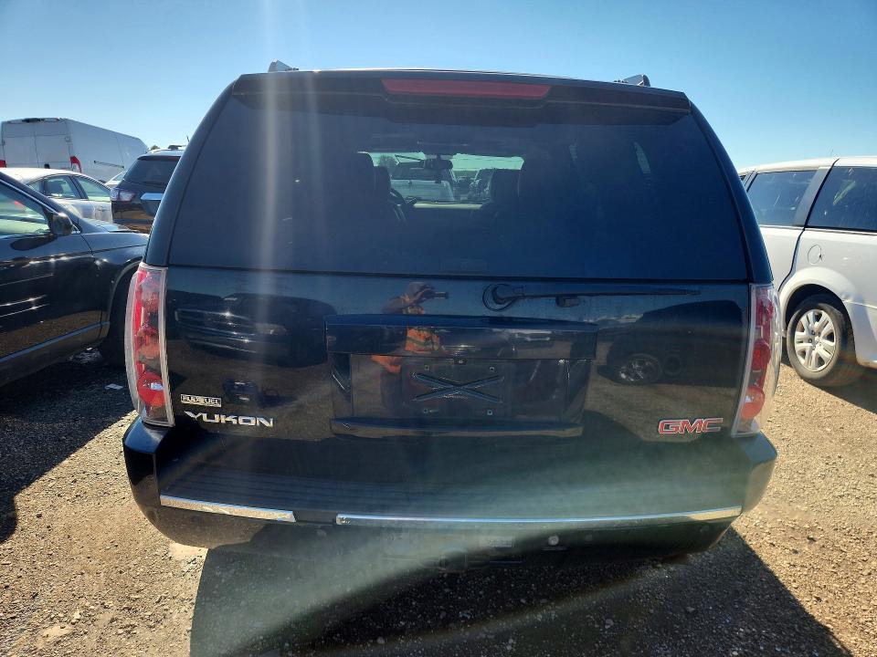 56936836 :رقم المزاد ، 1GKS2EEF6BR108817 vin ، 2011 Gmc Yukon مزاد بيع