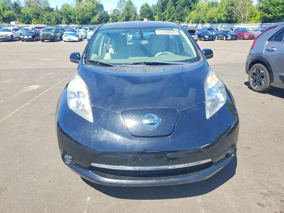 2011 Nissan Leaf მანქანა იყიდება აუქციონზე, vin: JN1AZ0CP5BT000616, აუქციონის ნომერი: 57350626