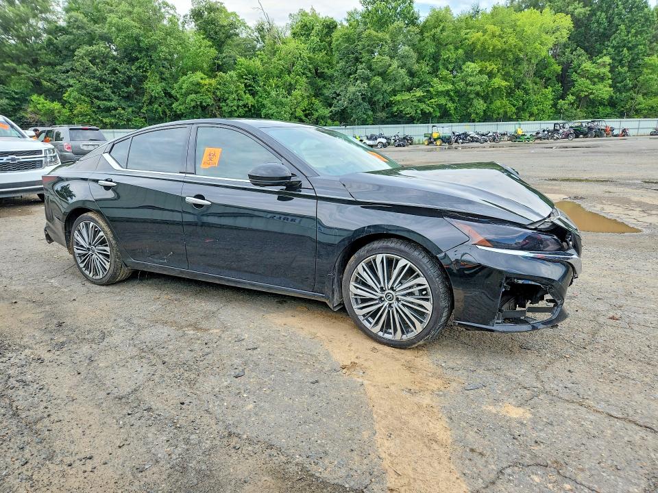 58213006 :رقم المزاد ، 1N4BL4EV3PN420527 vin ، 2023 Nissan Altima مزاد بيع