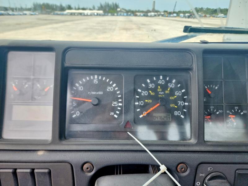 Aukcja sprzedaży 2000 Volvo Vn, vin: 4V4ND2GF8YN796550, numer aukcji: 57753016