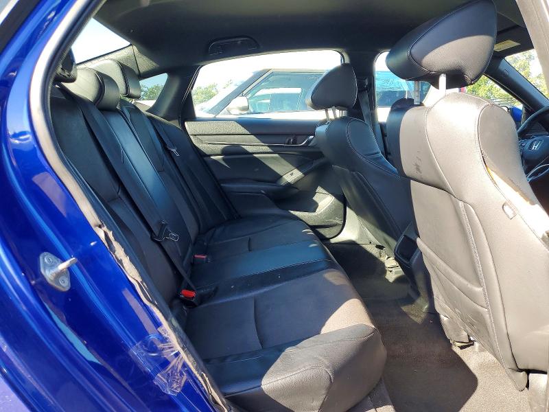 Продаж на аукціоні авто 2018 Honda Accord, vin: 1HGCV1F33JA185213, номер лоту: 57075556