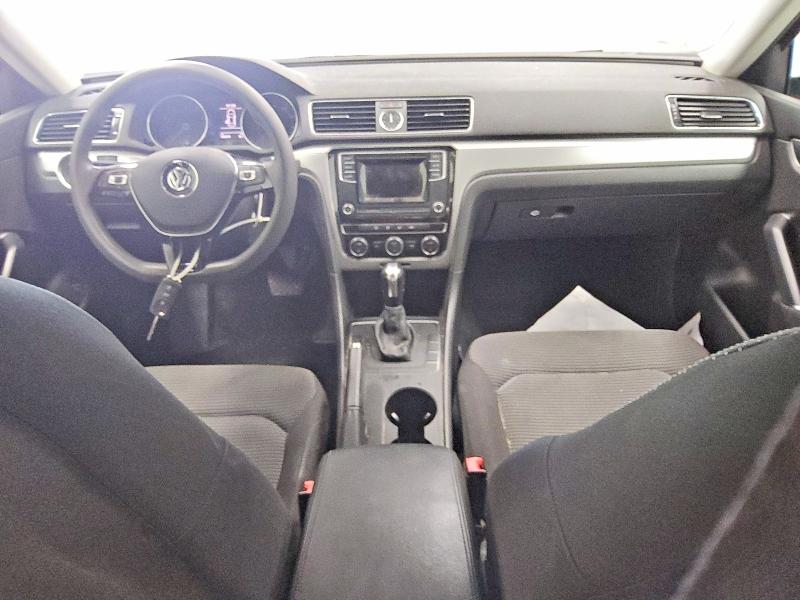 Продажа на аукционе авто 2017 Volkswagen Passat, vin: 1VWAT7A35HC007787, номер лота: 53573586