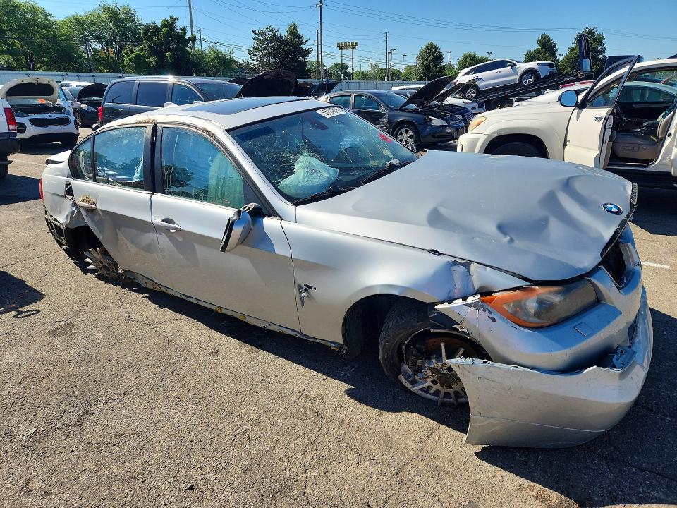 55784516 :رقم المزاد ، WBAVD13586KV00585 vin ، 2006 Bmw 325 مزاد بيع
