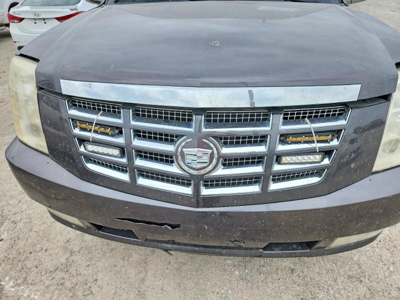 Продажа на аукционе авто 2010 Cadillac Escalade, vin: 1GYUKBEF0AR152615, номер лота: 55492316