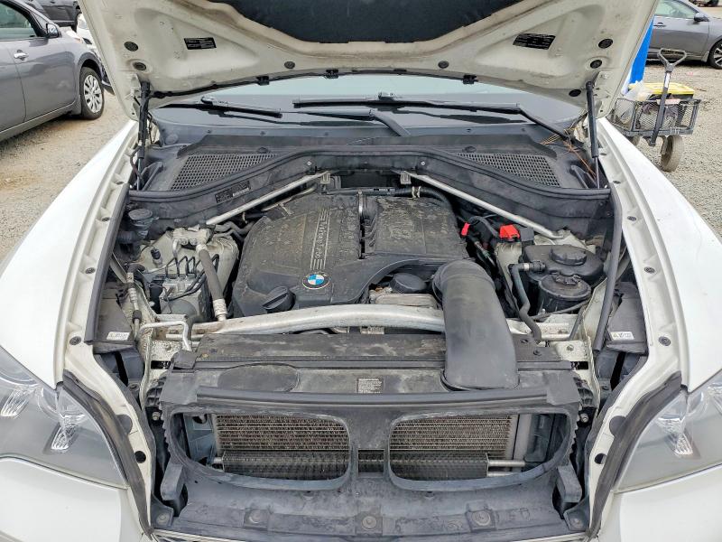 58491416 :رقم المزاد ، 5UXZV4C5XD0E03465 vin ، 2013 Bmw X5 مزاد بيع