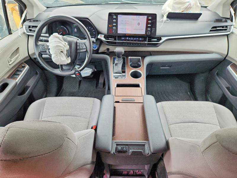 58321456 :رقم المزاد ، 5TDKRKEC6NS123982 vin ، 2022 Toyota Sienna مزاد بيع