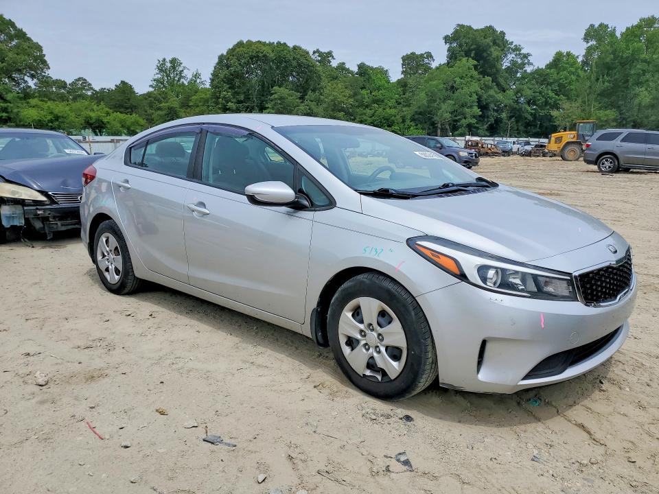2018 Kia Forte მანქანა იყიდება აუქციონზე, vin: 3KPFL4A75JE280852, აუქციონის ნომერი: 58024106