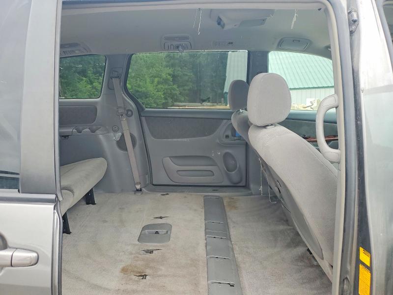 Продажа на аукционе авто 2005 Toyota Sienna, vin: 5TDZA22C95S267312, номер лота: 58122016