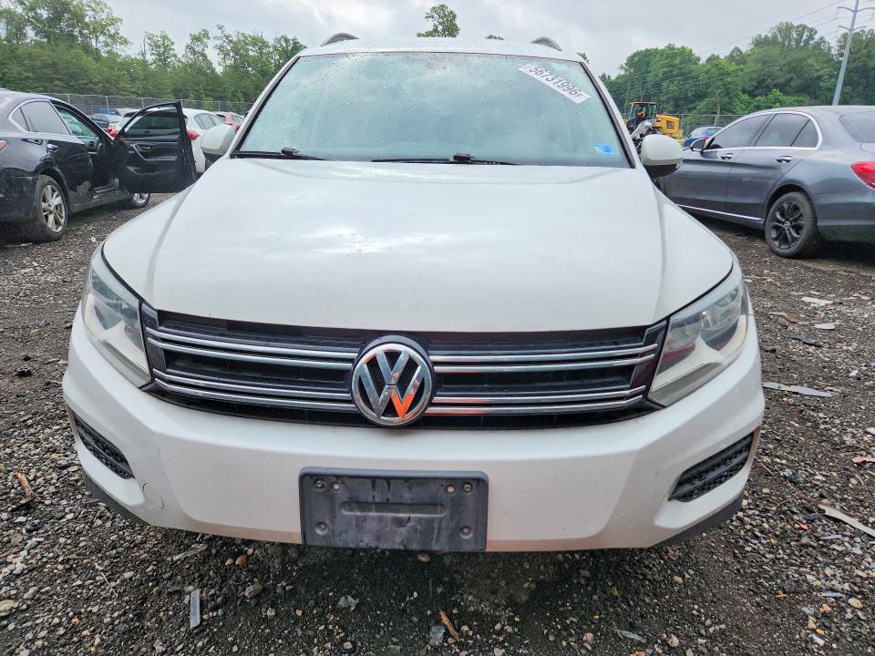 2017 Volkswagen Tiguan მანქანა იყიდება აუქციონზე, vin: WVGBV7AX3HK013528, აუქციონის ნომერი: 56731996