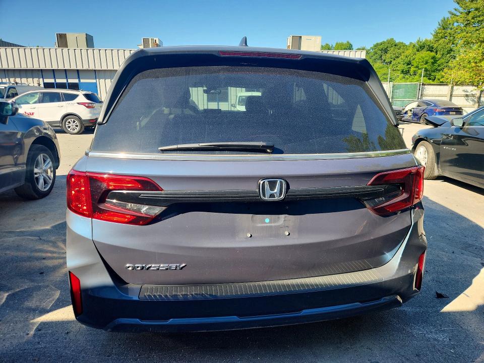 55828886 :رقم المزاد ، 5FNRL6H69SB087072 vin ، 2025 Honda Odysey مزاد بيع