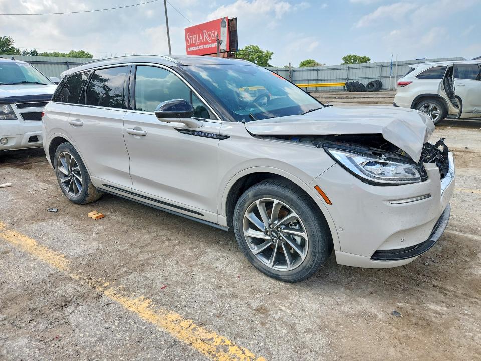 Продажа на аукционе авто 2022 Lincoln Corsair, vin: 5LMTJ5DZ4NUL11696, номер лота: 55909366