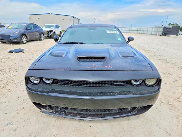 2015 Dodge Challenger მანქანა იყიდება აუქციონზე, vin: 2C3CDZC90FH803786, აუქციონის ნომერი: 55785956