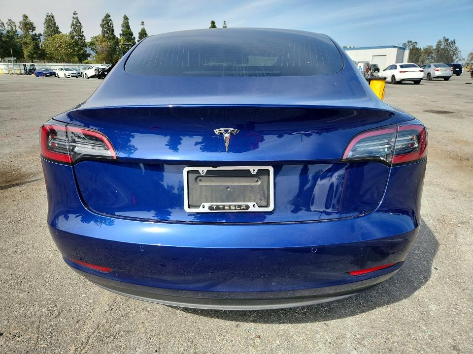 2020 Tesla Model 3 მანქანა იყიდება აუქციონზე, vin: 5YJ3E1EA0LF806822, აუქციონის ნომერი: 56519286