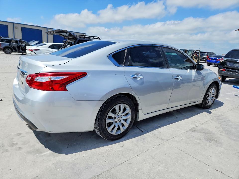 57521226 :رقم المزاد ، 1N4AL3AP4GN350548 vin ، 2016 Nissan Altima مزاد بيع