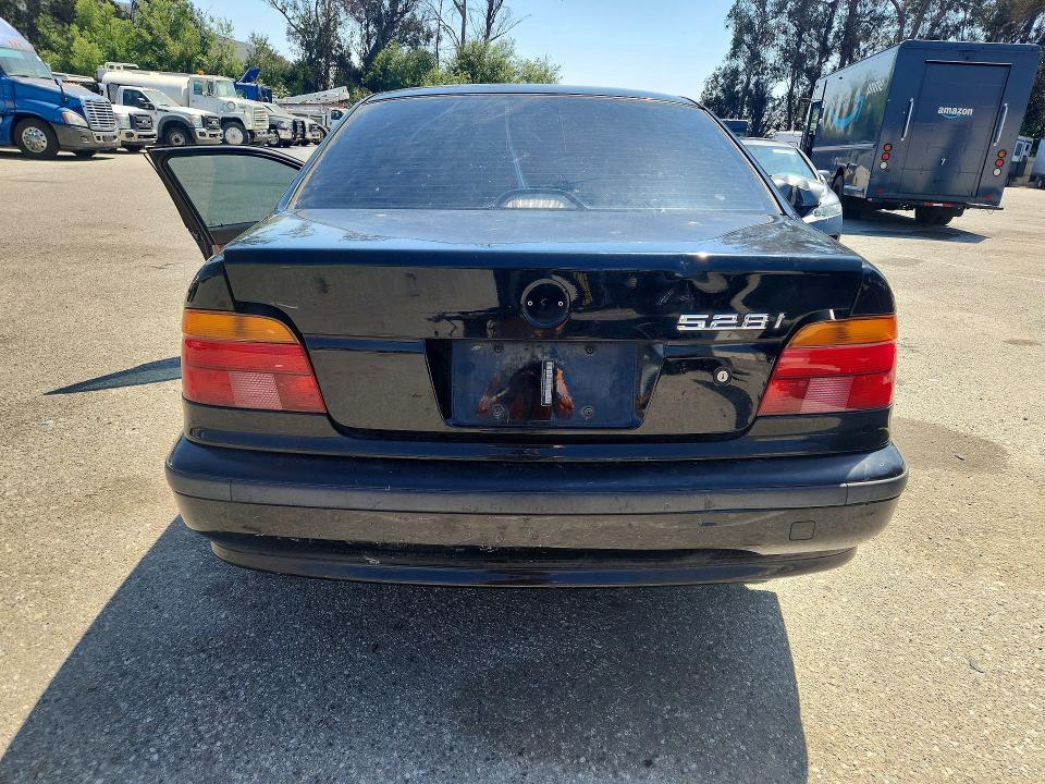 Продаж на аукціоні авто 2000 Bmw 528, vin: WBADM6340YGU05427, номер лоту: 56052936