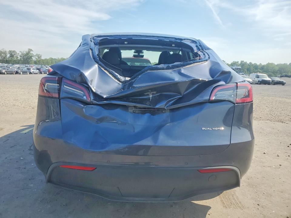 Продажа на аукционе авто 2023 Tesla Model Y, vin: 7SAYGDEEXPA023369, номер лота: 58275146