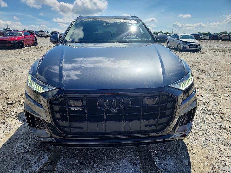57939996 :رقم المزاد ، WA1FVAF14MD033111 vin ، 2021 Audi Q8 مزاد بيع