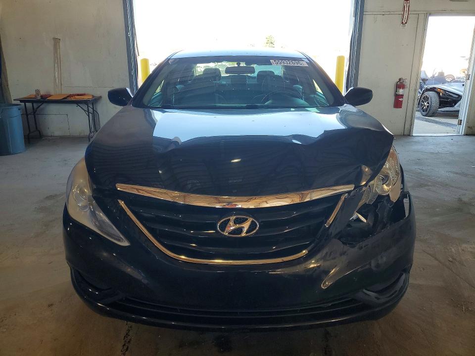 55932696 :رقم المزاد ، 5NPEB4AC0BH156786 vin ، 2011 Hyundai Sonata مزاد بيع
