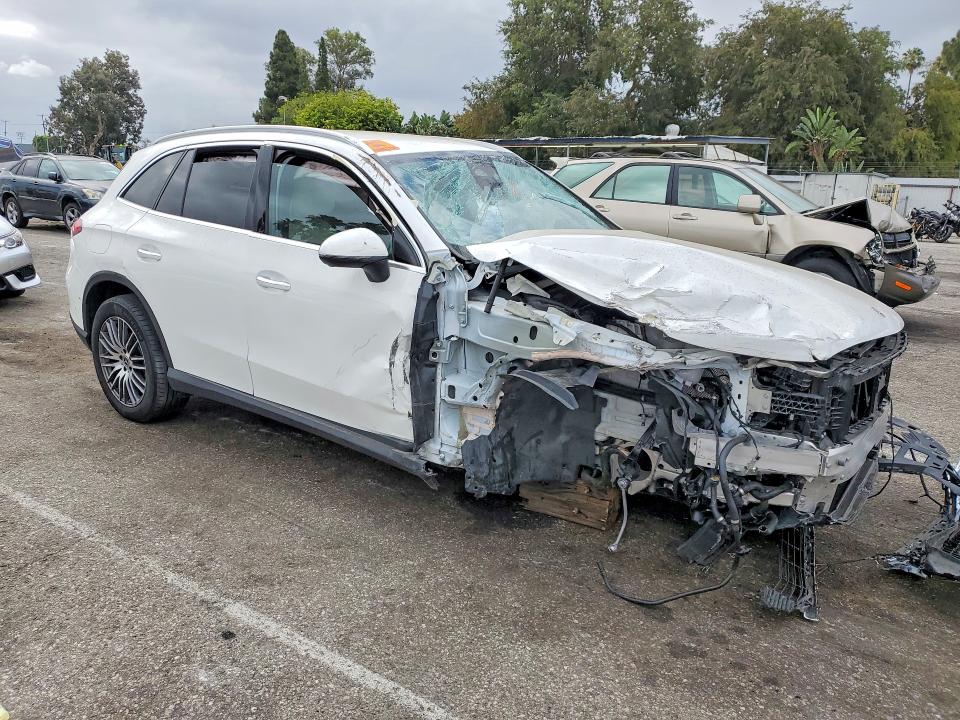 59127606 :رقم المزاد ، W1NKM4GB1SF341881 vin ، 2025 Mercedes-benz Glc مزاد بيع