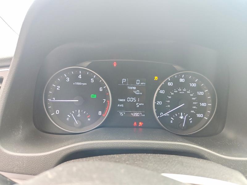 Продажа на аукционе авто 2017 Hyundai Elantra, vin: 5NPD74LF1HH094330, номер лота: 58179716