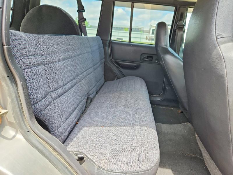 56986216 :رقم المزاد ، 1J4FF48S71L536184 vin ، 2001 Jeep Cherokee مزاد بيع