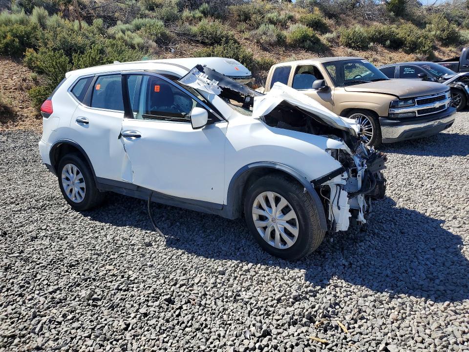 56047606 :رقم المزاد ، KNMAT2MV3HP514702 vin ، 2017 Nissan Rogue مزاد بيع