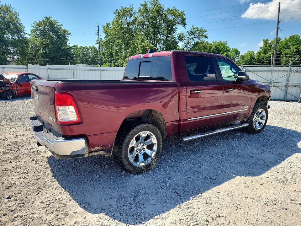 56124776 :رقم المزاد ، 1C6SRFFT2KN585728 vin ، 2019 Ram 1500 مزاد بيع