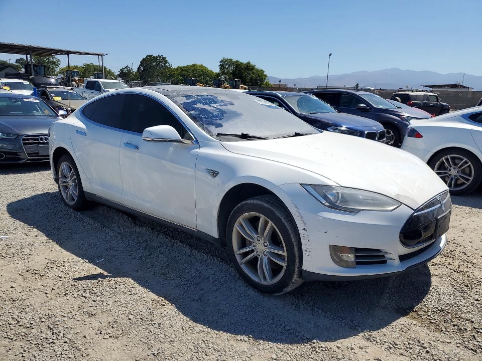 Продажа на аукционе авто 2013 Tesla Model S, vin: 5YJSA1CP6DFP21175, номер лота: 58428206