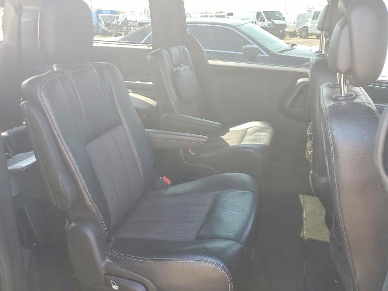 59062506 :رقم المزاد ، 2C4RC1HG6ER177865 vin ، 2014 Chrysler Town & Country مزاد بيع