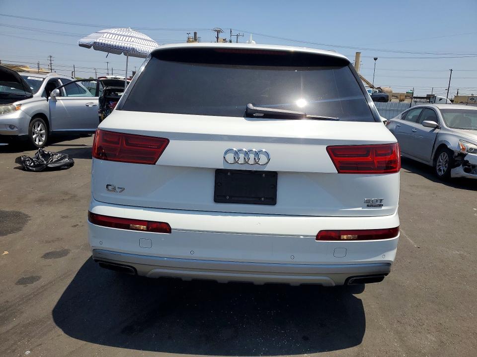 55895516 :رقم المزاد ، WA1LAAF76HD025889 vin ، 2017 Audi Q7 مزاد بيع