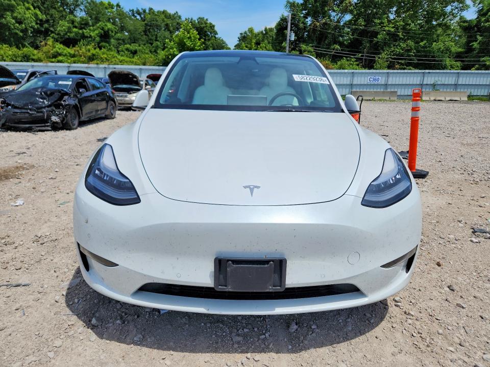 58229236 :رقم المزاد ، 5YJYGDEE7MF210323 vin ، 2020 Tesla Model  Y مزاد بيع