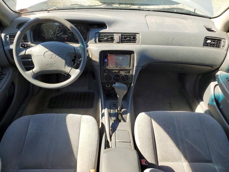 58355946 :رقم المزاد ، 4T1BG22K51U035072 vin ، 2001 Toyota Camry مزاد بيع