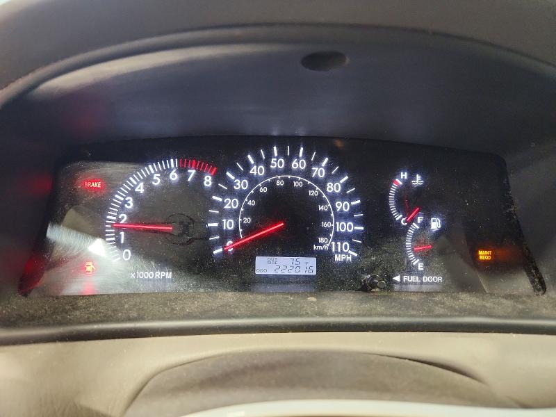 2005 Toyota Corolla მანქანა იყიდება აუქციონზე, vin: 1NXBR32E95Z370111, აუქციონის ნომერი: 56048666