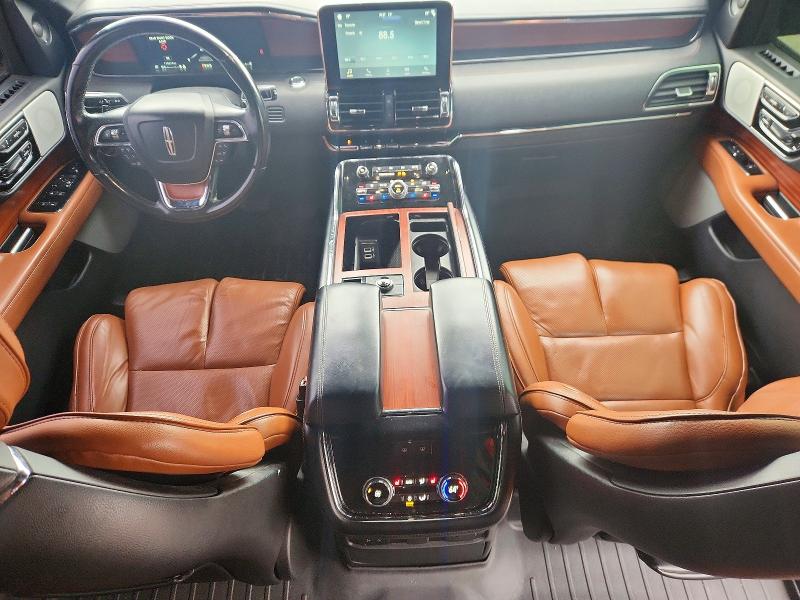 54237266 :رقم المزاد ، 5LMJJ2LT9JEL07330 vin ، 2018 Lincoln Navigator مزاد بيع