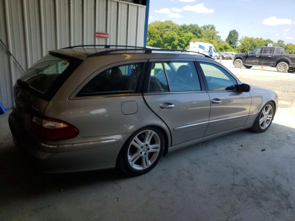 57362116 :رقم المزاد ، WDBUH83J95X169671 vin ، 2005 Mercedes-benz E مزاد بيع