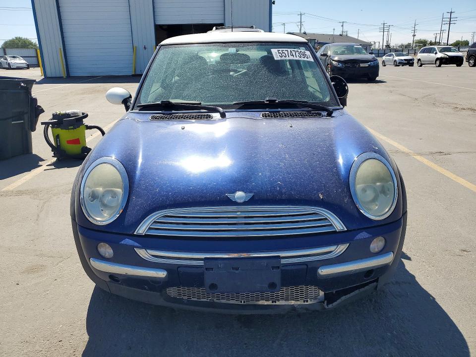 2003 Mini Cooper მანქანა იყიდება აუქციონზე, vin: WMWRC334X3TE19538, აუქციონის ნომერი: 55747396