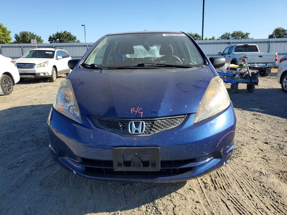 Продажа на аукционе авто 2010 Honda Fit, vin: JHMGE8H29AS027013, номер лота: 59001076