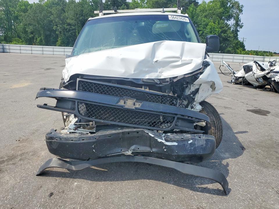2021 Chevrolet Express G2500 მანქანა იყიდება აუქციონზე, vin: 1GCWGAFP2M1267317, აუქციონის ნომერი: 56423426