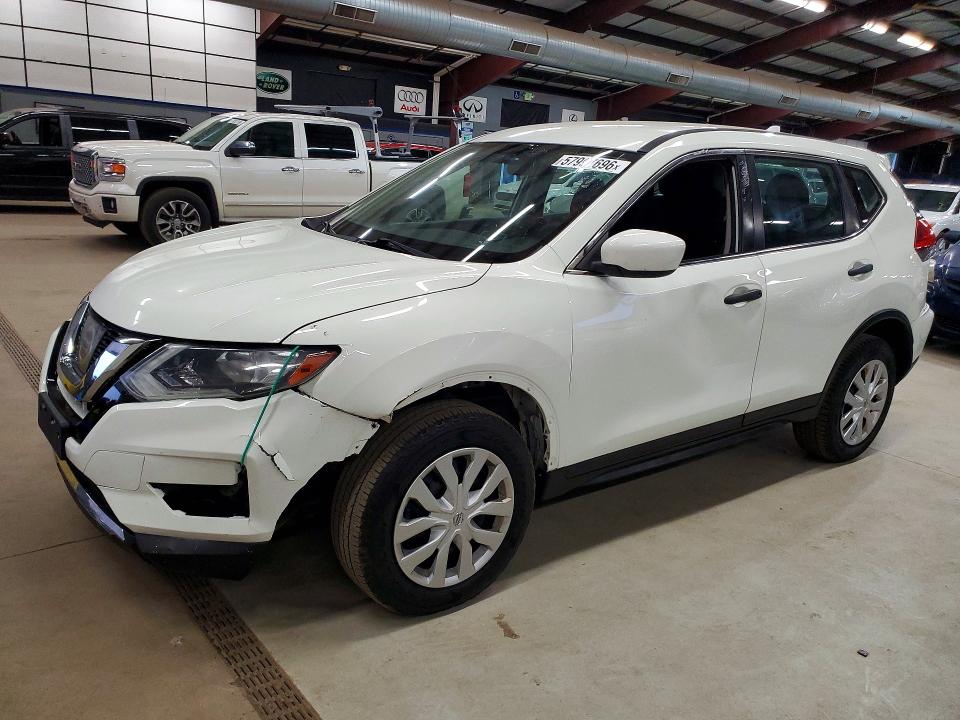 Auction sale of the 2017 Nissan Rogue, vin: 5N1AT2MV8HC847643, lot number: 57997696