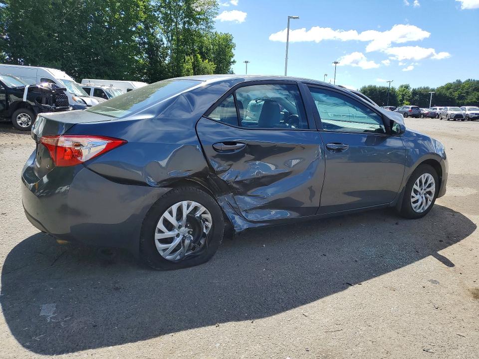 2018 Toyota Corolla მანქანა იყიდება აუქციონზე, vin: 2T1BURHE6JC982979, აუქციონის ნომერი: 56997986