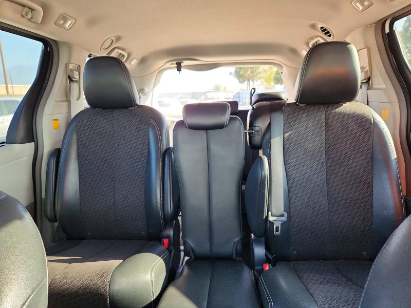 58428816 :رقم المزاد ، 5TDXK3DC7BS164201 vin ، 2011 Toyota Sienna مزاد بيع