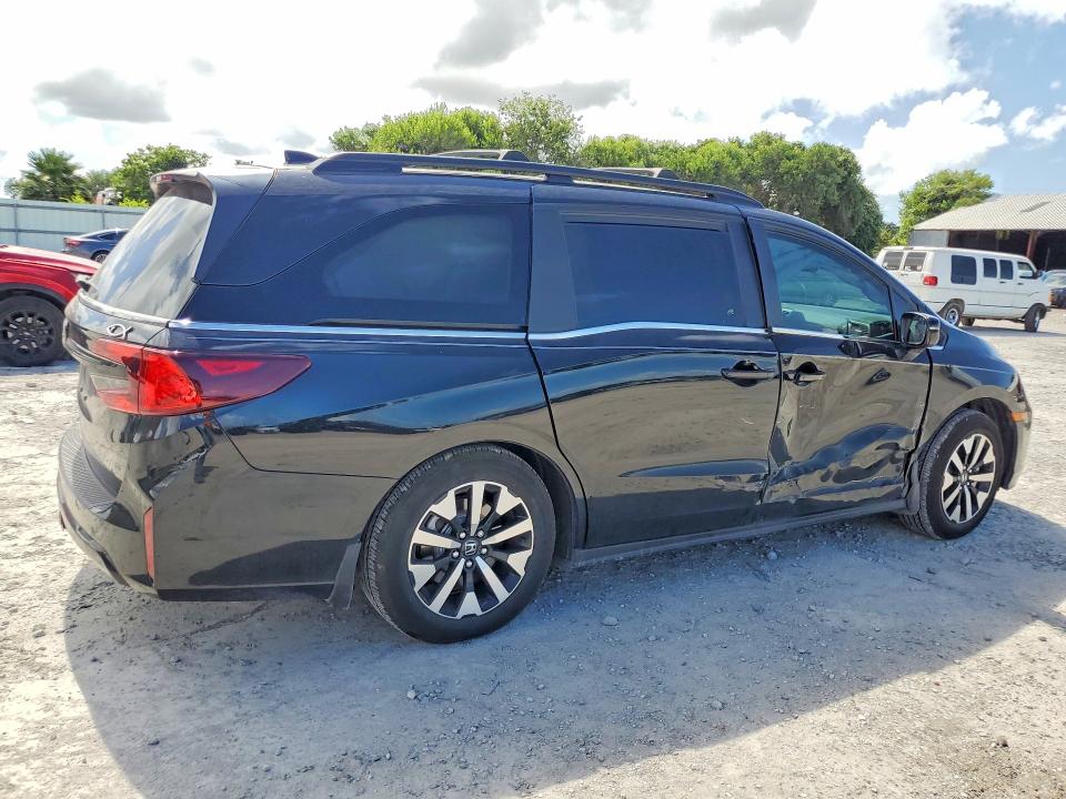 56714076 :رقم المزاد ، 5FNRL6H69TB010297 vin ، 2026 Honda Odyssey مزاد بيع