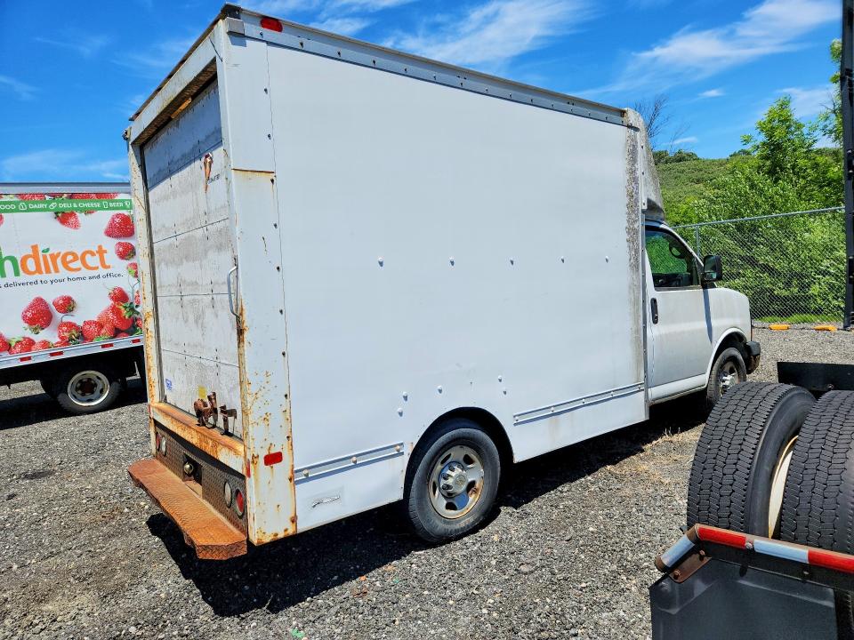56851326 :رقم المزاد ، 1GBHG31K481105294 vin ، 2008 Chevrolet Express مزاد بيع