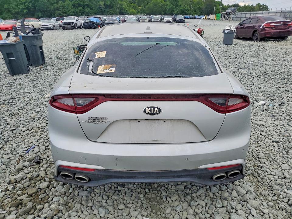 Продаж на аукціоні авто 2018 Kia Stinger, vin: KNAE25LA6J6015292, номер лоту: 55995876